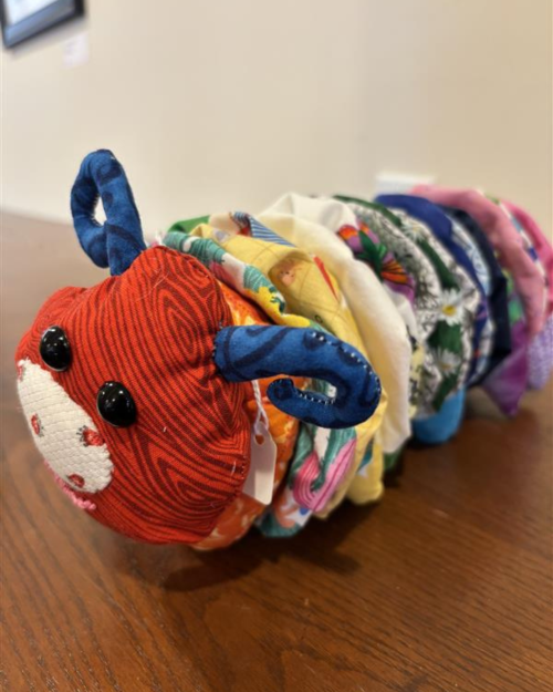 Auntie-Sugar-Creations-AS-15 Rainbow Caterpillar (Auntie Sugar)